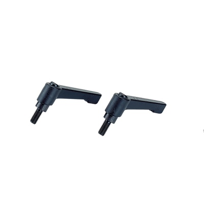 2 quick clamping levers for adjusting fence