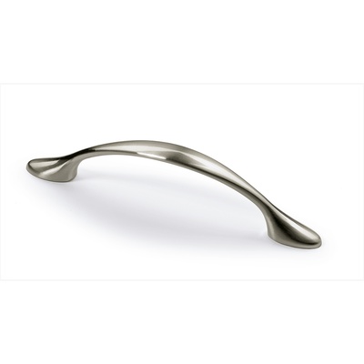 Uchwyt Haida, odległość wiercenia 96, L 126 mm, B 13 mm, H 22 mm, Wykończenie stal nierdzewna szczotkowana